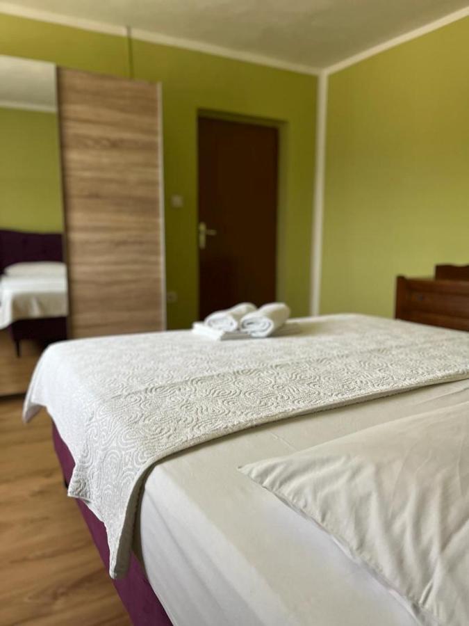 Apartment Mate Pridraga Екстер'єр фото
