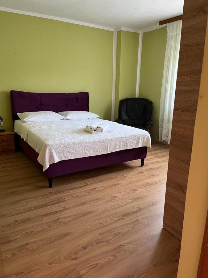 Apartment Mate Pridraga Екстер'єр фото