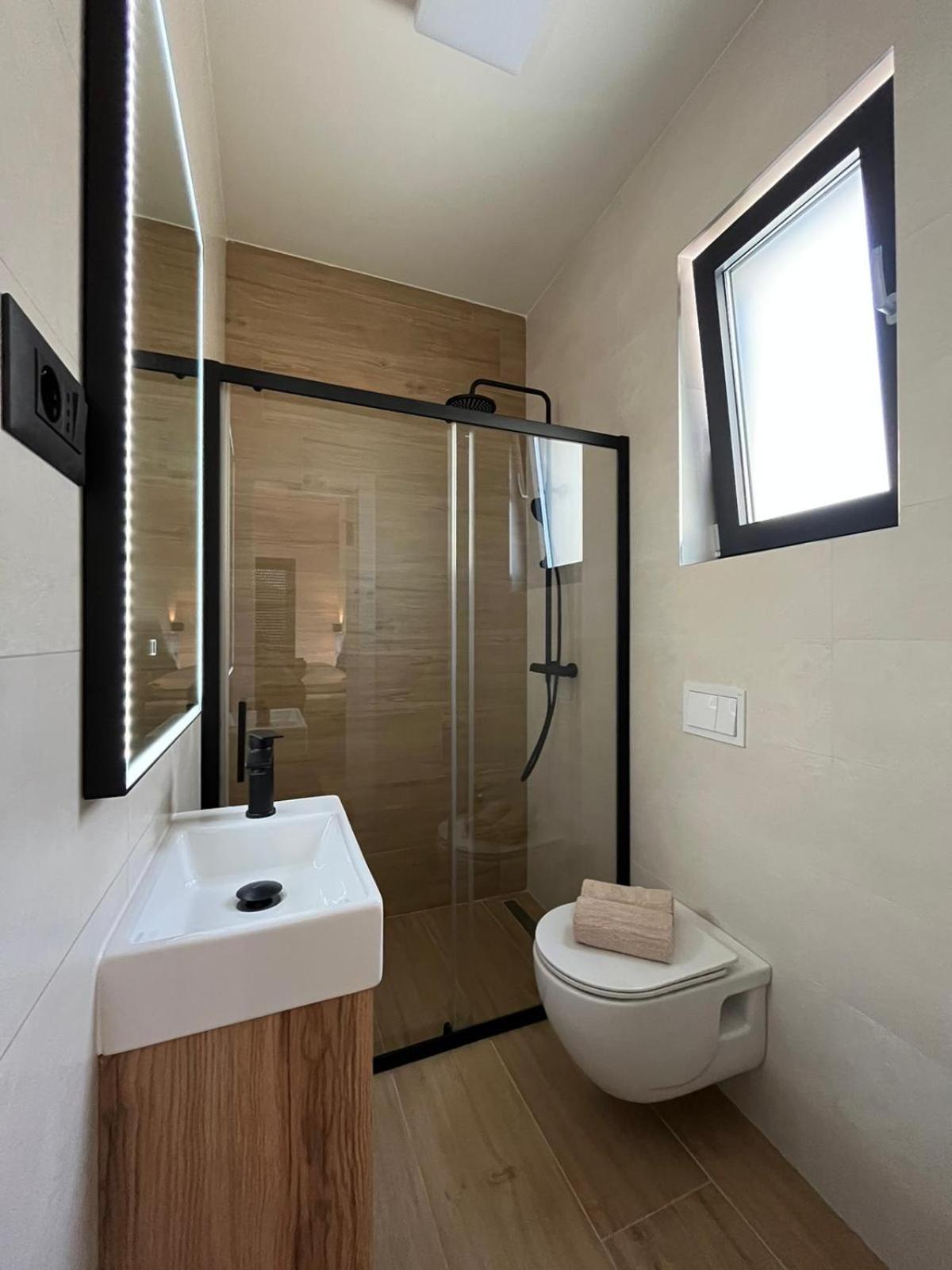 Apartment Mate Pridraga Екстер'єр фото