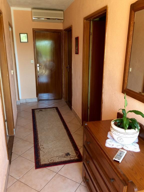 Apartment Mate Pridraga Екстер'єр фото